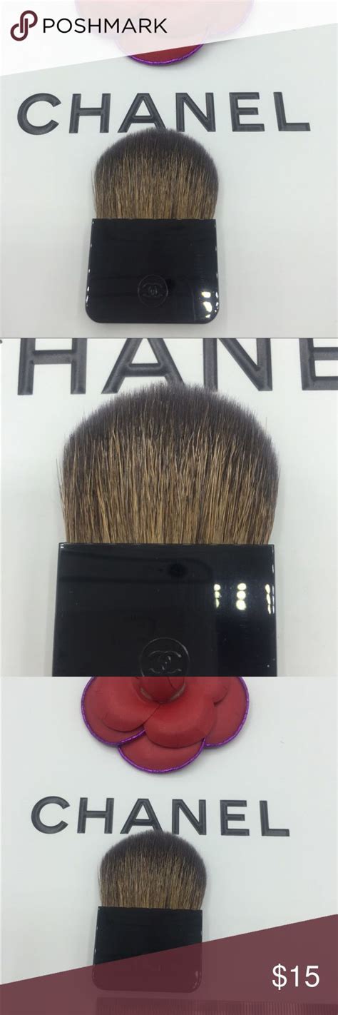 chanel bronzing brush